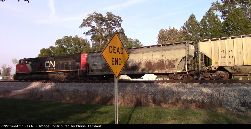 CN grain train